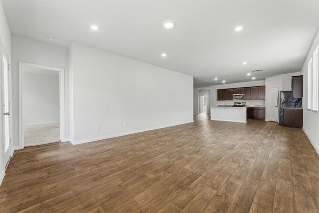 Building Photo - 202 Eagle Mountain Trl1