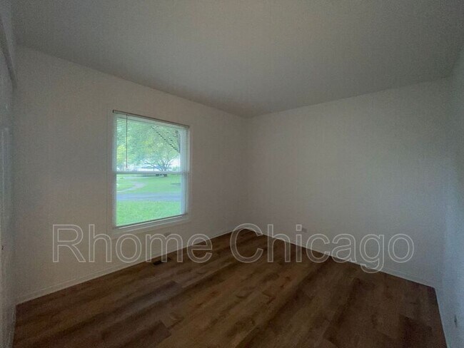 Building Photo - 7984 Ramsgate Cir N