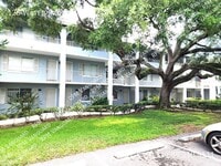 Building Photo - 128 Water Front Way