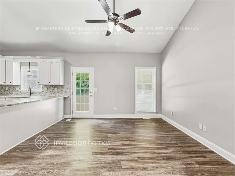 Building Photo - 318 Beacon Hills Dr