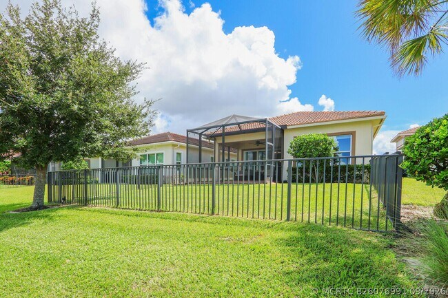 Building Photo - 8942 SW Pepoli Way