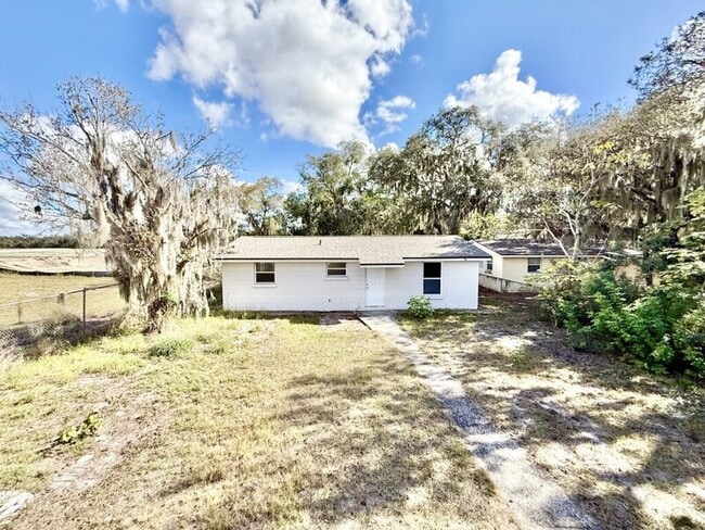 Building Photo - 235 W Northside Dr