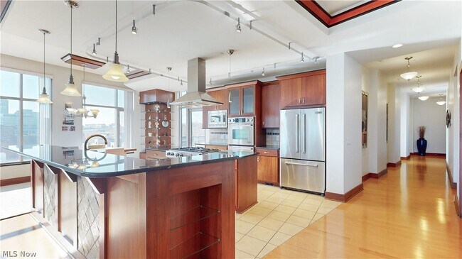 Building Photo - 21 Furnace St