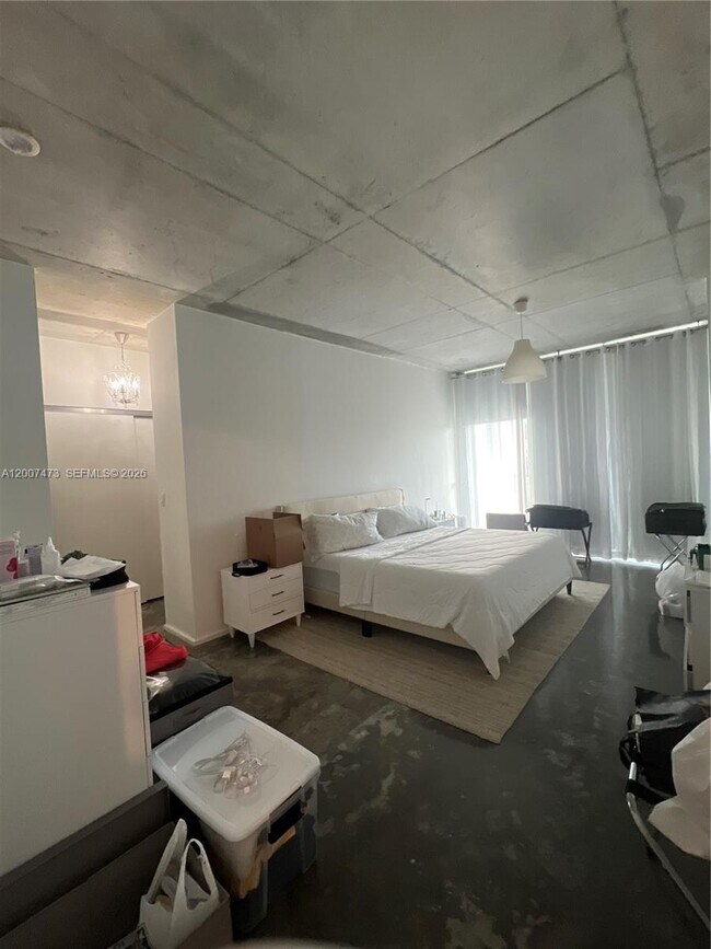 Building Photo - 3470 E Coast Ave