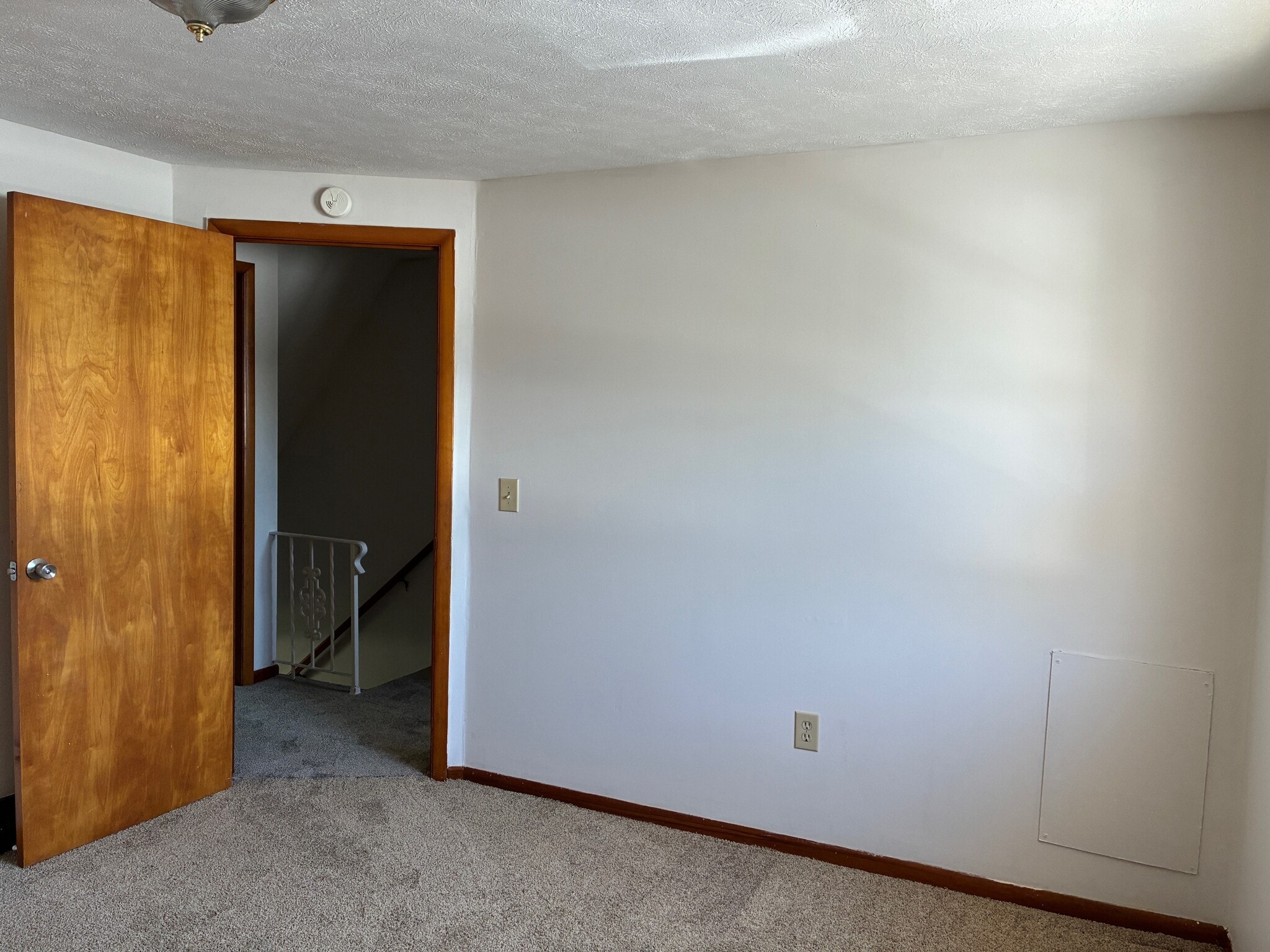 Building Photo - 7704 Hills and Dales Rd NW