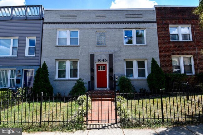 Building Photo - 1643 Montello Ave NE