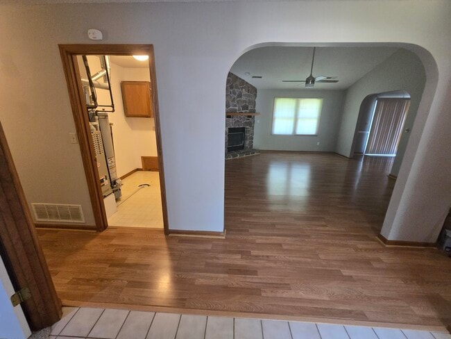 Building Photo - 3700 Falmouth Dr