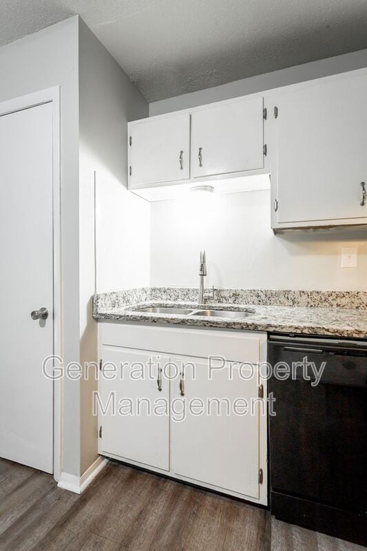 Building Photo - 113 Goodson Ave