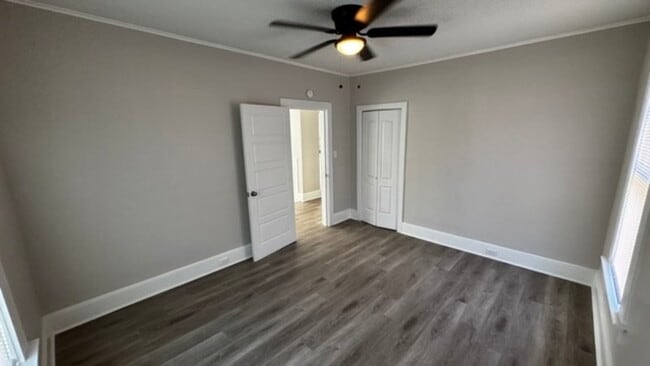 Building Photo - 1418 Snowden Ave