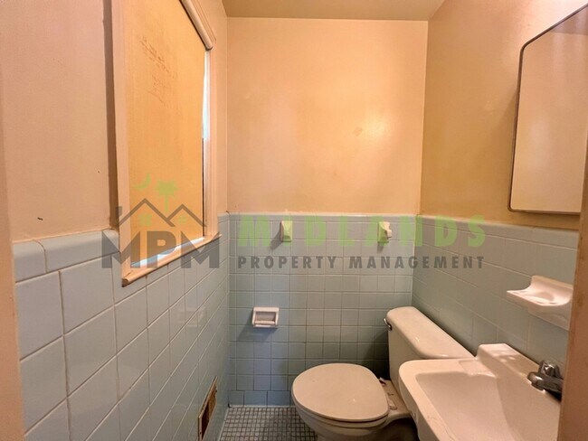 Building Photo - 1217 Faraway Dr