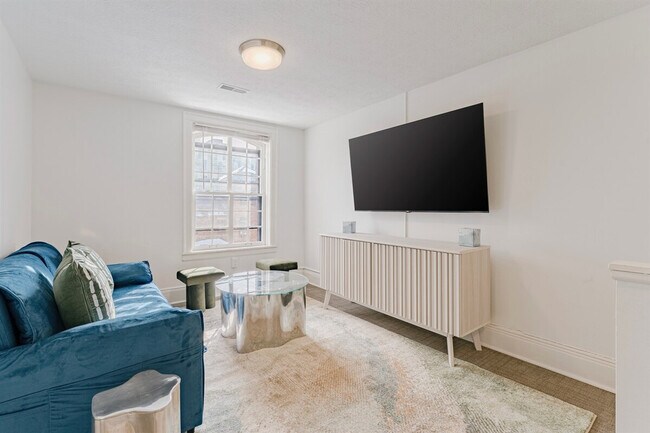 Building Photo - 11323 Hessler Rd