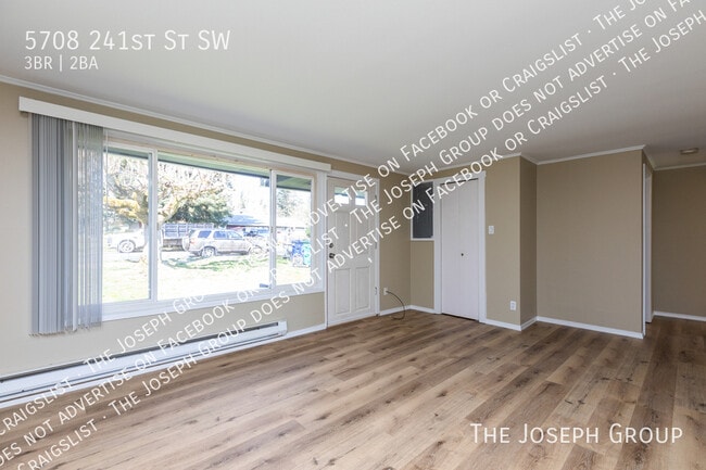 Building Photo - 5708 241st St SW