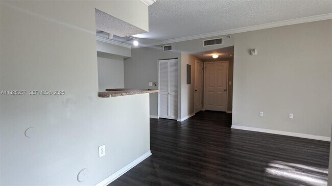 Building Photo - 160 SW 117th Terrace