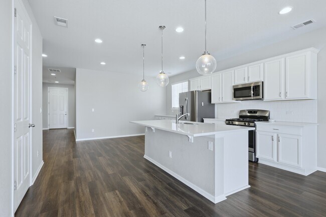 Building Photo - 8891 E 106th Pl