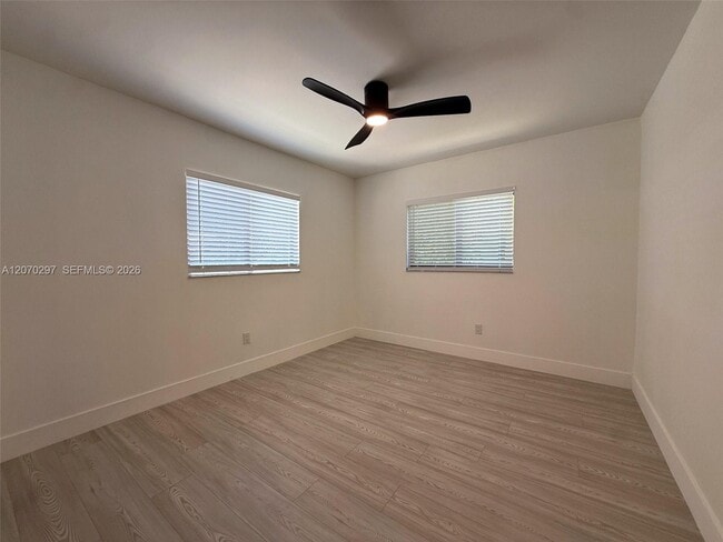 Building Photo - 224 Hispanola Rd