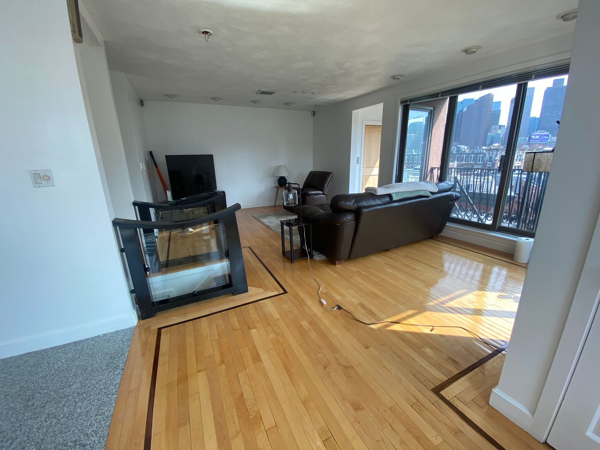 Building Photo - 21 Snow Hill St