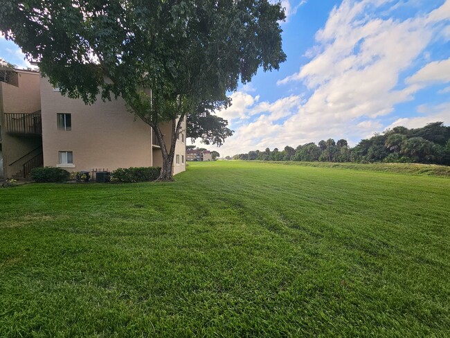 Building Photo - 1179 Benoist Farms Rd