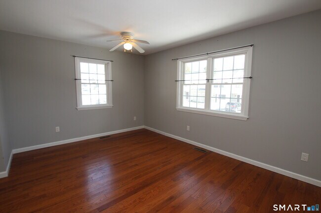 Building Photo - 12 Eagle Rock Hill