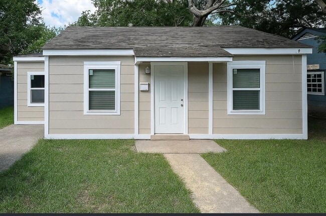 Building Photo - 5152 Enterprise St