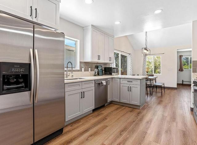 Building Photo - 3 bedroom in Altadena CA 91001