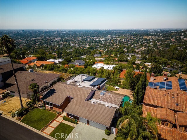 Building Photo - 11081 Hunting Horn Dr