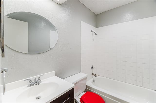 Building Photo - 3609 Palomino Dr