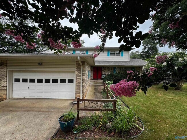 Building Photo - 7608 Peacock Dr SW