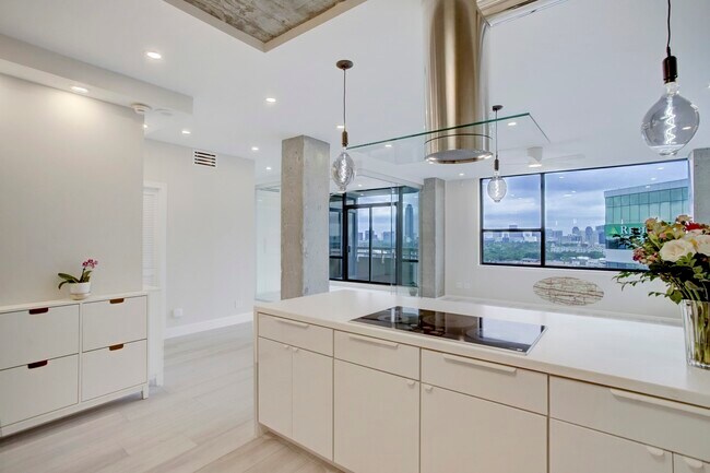 Building Photo - 3310 Timmons Ln