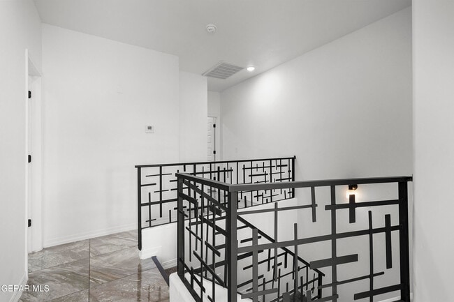 Building Photo - 6315 Escondido Dr