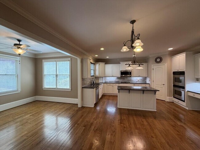 Building Photo - 2862 Piedmont Enclave Ct