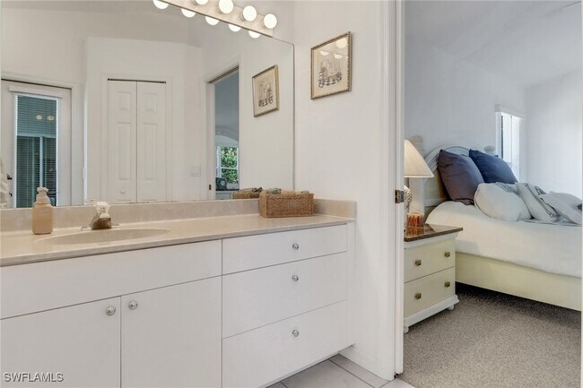 Building Photo - 3650 Sunland Ln