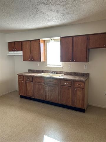 Building Photo - 1528 Coral Cut Off