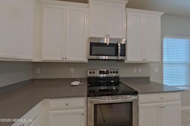 Building Photo - 10328 Pavnes Creek Dr