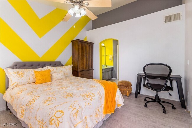 Primary Photo - 7400 W Flamingo Rd