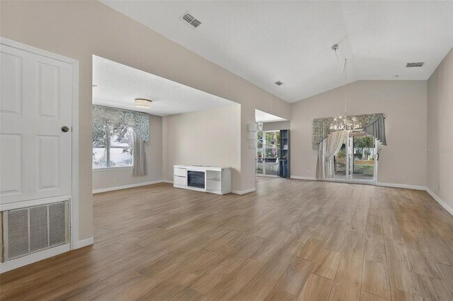 Building Photo - 2638 Eagle Canyon Dr N