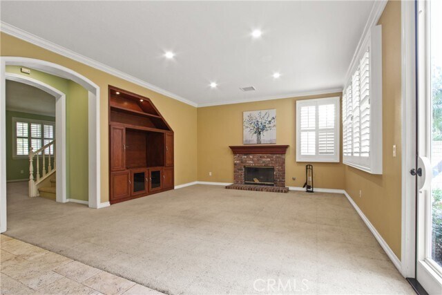 Building Photo - 823 Canterbury Ln