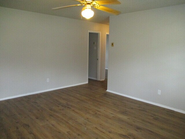 Building Photo - 3600 Cannan Forest Dr