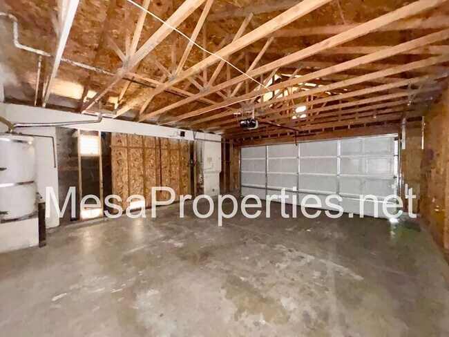 Building Photo - 14451 Green River Rd