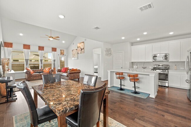 Building Photo - 7843 Wyndham Hbr Ct