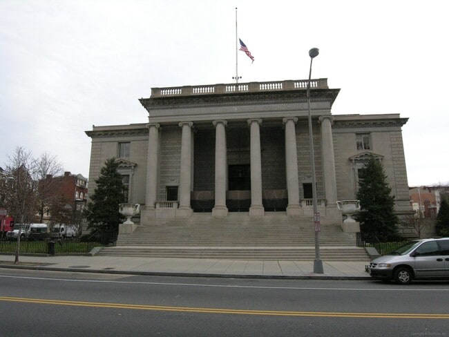 Building Photo - 1245 13th St NW