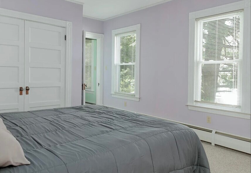 Building Photo - 110 Graham St