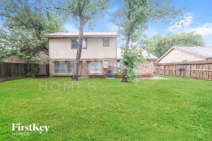 Building Photo - 11031 Hidden Bend Dr