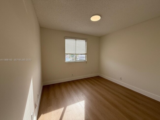 Building Photo - 4249 Magnolia Ridge Dr