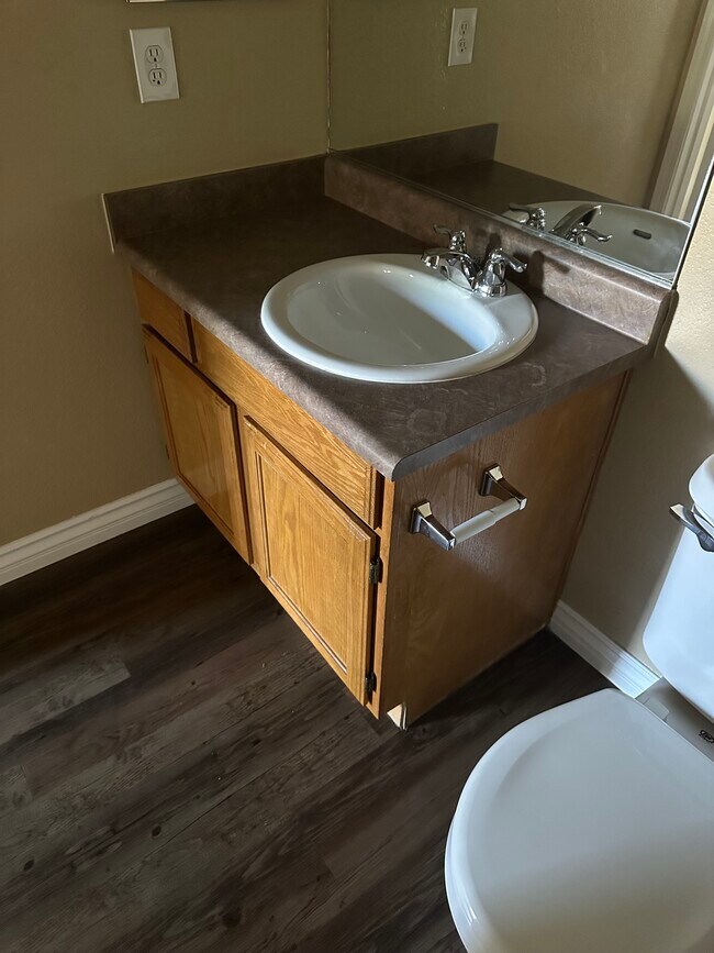 Building Photo - 7255 W Sunset Rd