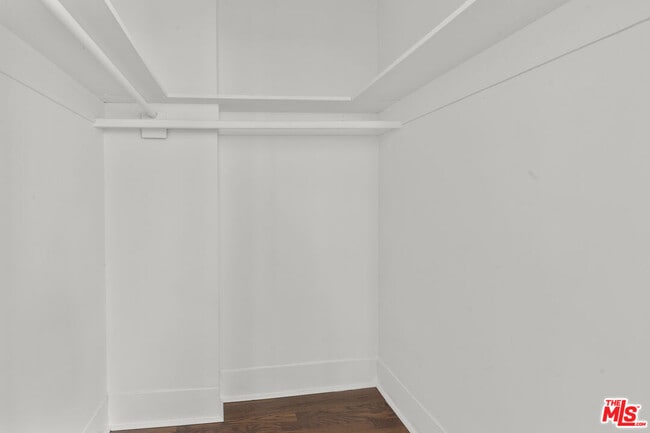 Building Photo - 135 S Dillon St