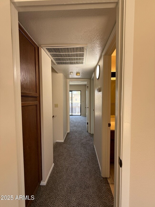 Building Photo - 16510 E Palisades Blvd