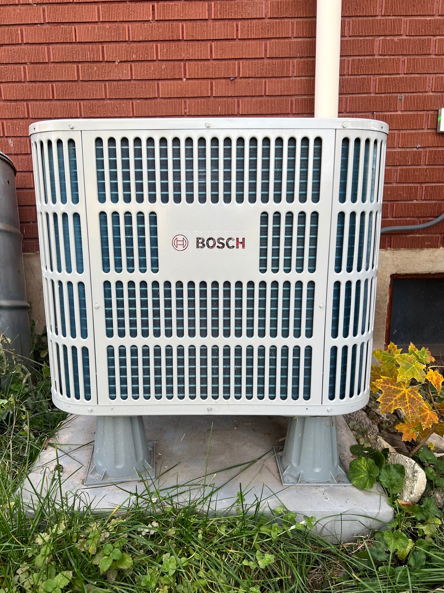 Brand new Bosch HVAC unit - 3096 S Marie Cir