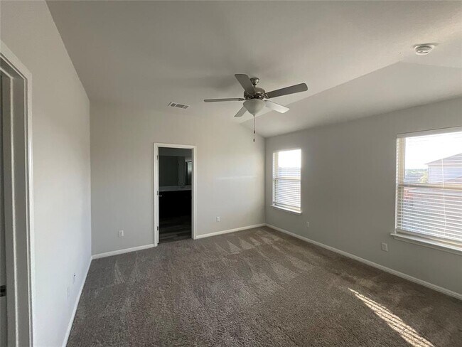 Building Photo - 1629 Dubiel Dr