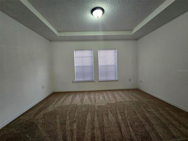 Building Photo - 18001 Richmond Pl Dr