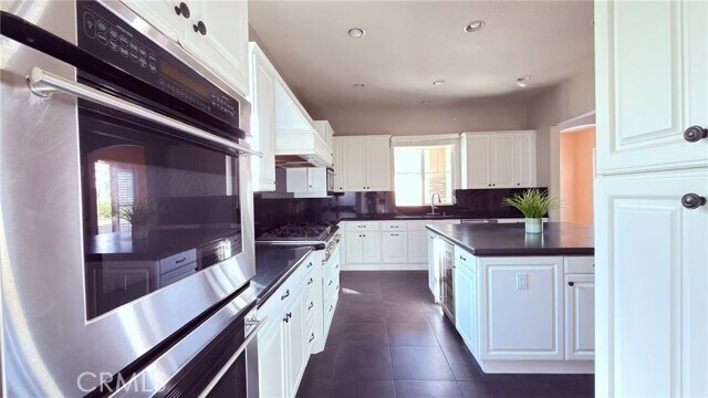 Building Photo - 8658 Edelweiss Dr